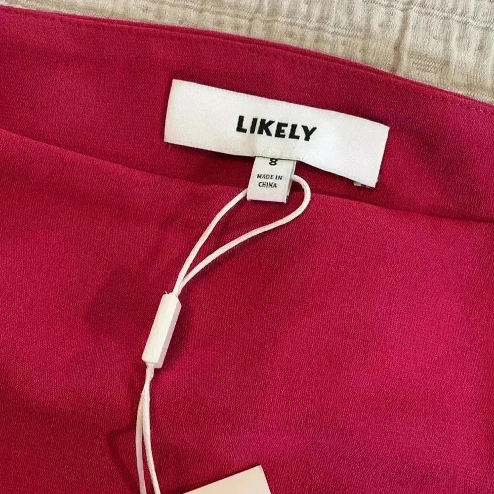 5 for 25$
Likely Bellamy dress. NWT - Picture 6 of 6